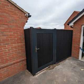 DURAPOST ALUMINIUM GATE FRAME |